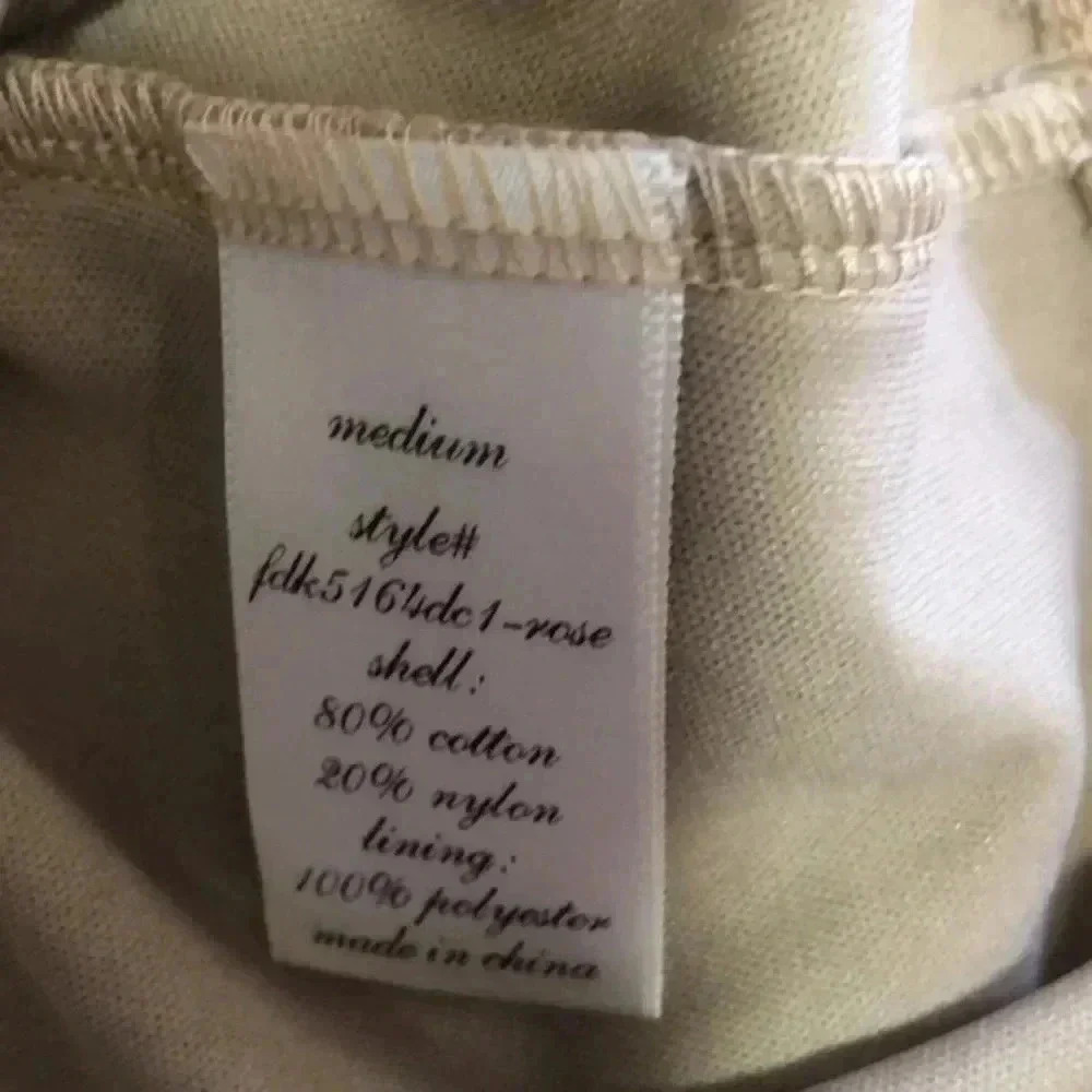 Dina‎ be dress dusty rose lace over tan lining size medium - Picture 3 of 7